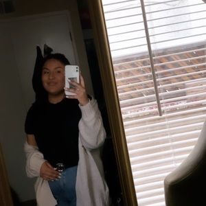 Meet your Posher, Mel